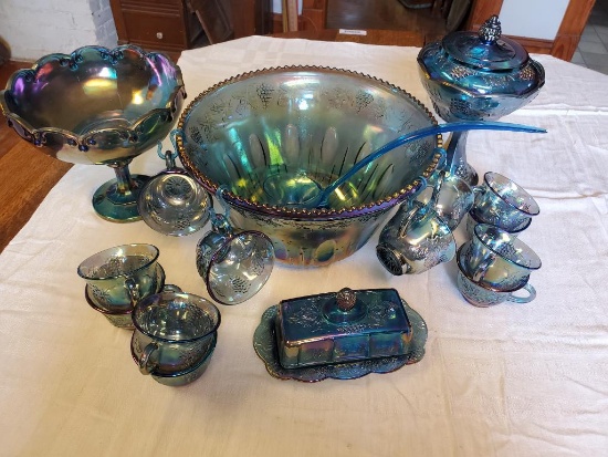 Quantity of Carnival glass to include