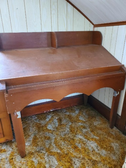Drafting table
