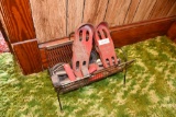 Small quantity of vintage weight equipment