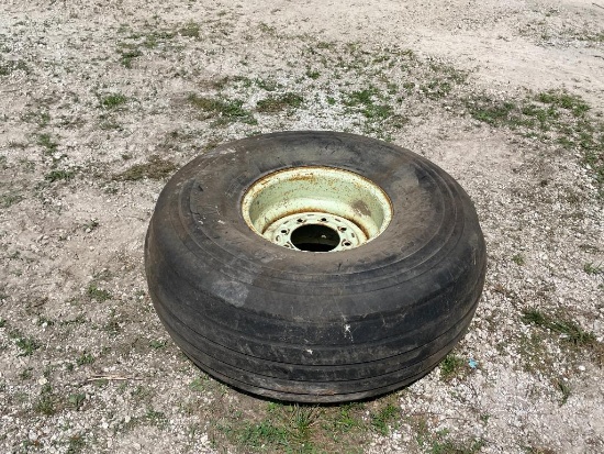 16.5L-16.1 tire on 8-bolt implement rim
