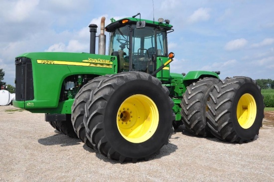 2007 John Deere 9520 4WD tractor