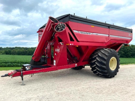 Unverferth 1015 X-Treme grain cart