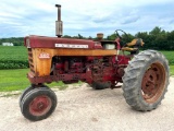 International 560 2wd tractor