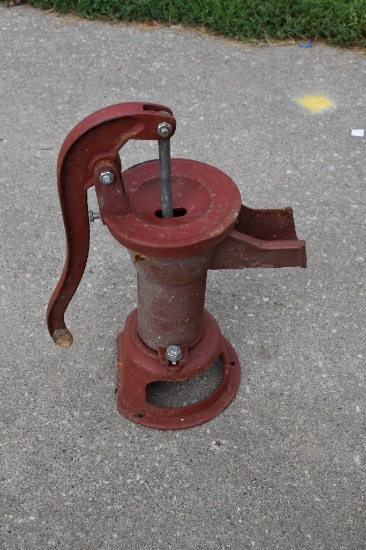 Cast Pitcher Pump