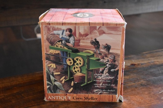 Ertl 1/8th scale antique corn sheller die cast new in box