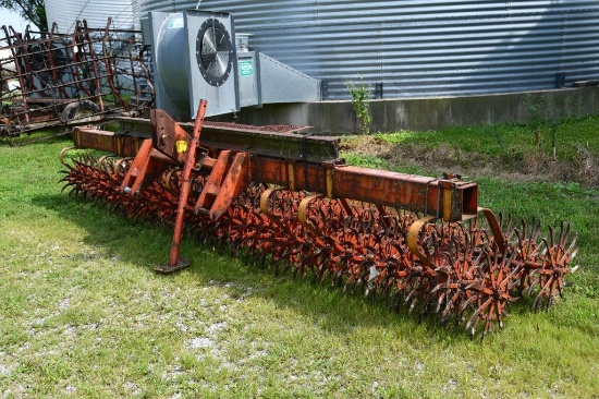 Kewanee 470 15' 3 pt. rotary hoe