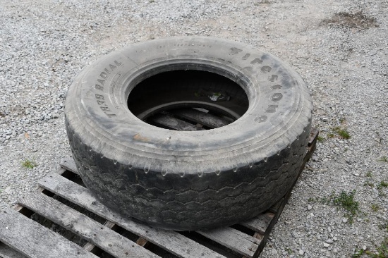 425/65R22.5 tire only