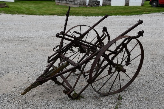 Horse drawn 1 row cultivator