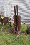 Fast hitch. hyd. post driver