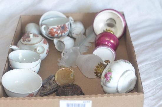 Mini oil lamps, world fair item, etc.