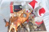 Quantity of Christmas decorations to include deer