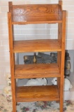 Oak 4-tiered bookshelf