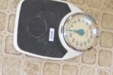 Taylor professional floor scale