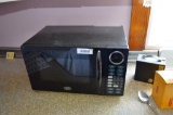 Oster modern microwave