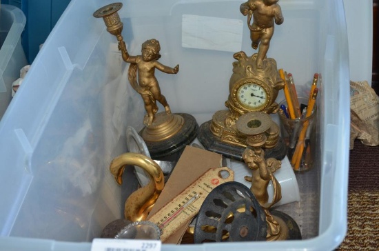 Tote of various items to include