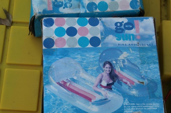 (5) Life Jackets