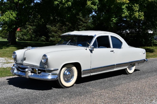 1951 Kaiser Deluxe