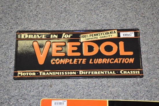 Veedol single sided metal reproduction sign