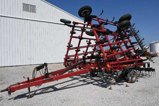 Case-IH Tiger-Mate II 32' field cultivator
