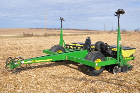 2002 John Deere 1780 6/11 planter