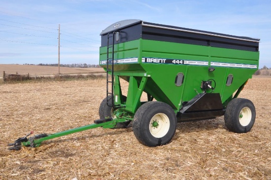 Brent 444 gravity wagon