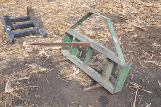 Loader bale spear