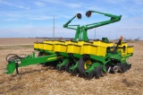2005 John Deere 1760 12 row 30