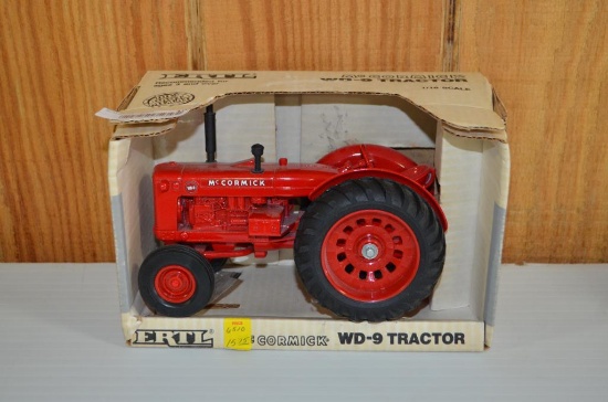 Ertl McCormick WD-9 diecast Tractor 1/16th scale