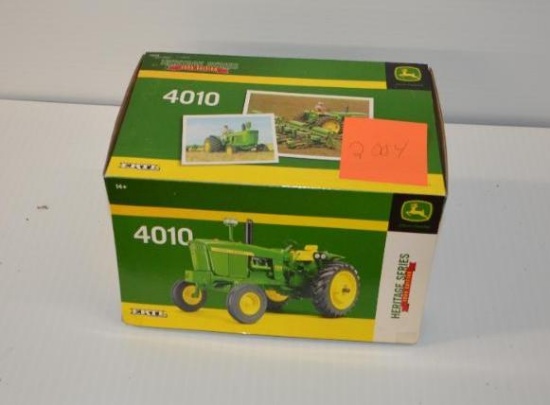 Ertl 1/16 scale John Deere Heritage series 4010 tractor