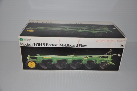 Ertl Precision John Deere F 145H 1/16 scale toy plow