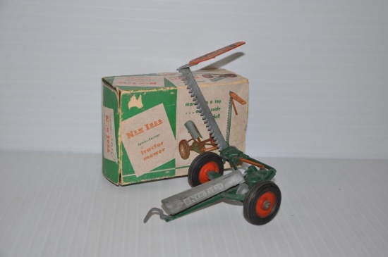 Topping Models New Idea pull-type sickle bar mower toy w/ neat original box