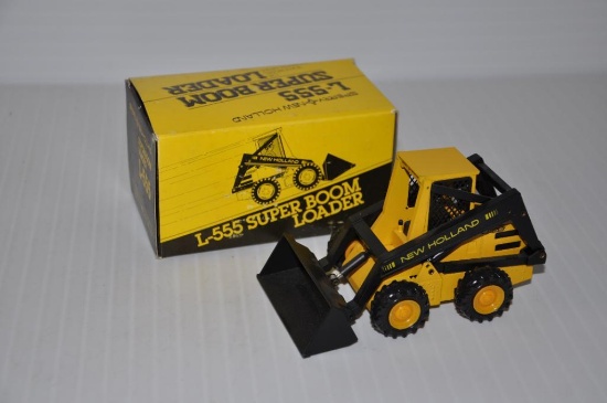 NZG New Holland L-555 1/25 scale toy skid steer