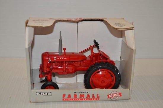 Special Edition ERTL 1/16th scale McCormick Farmall Super-AV Tractor ...