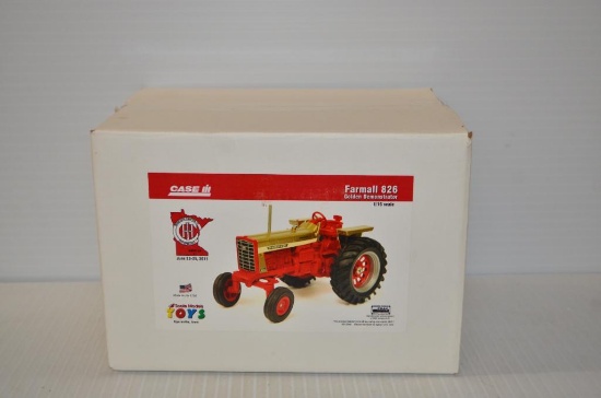 Scale Models 1/16 scale Case International Farmall 826 Golden Demonstrator