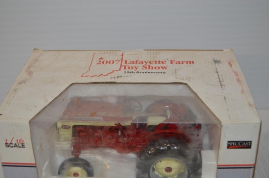 Spec Cast 1/16 scale International Harvester 340 Diesel Utility Tractor