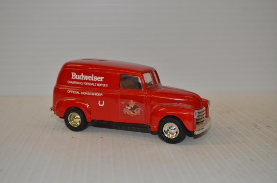 ERTL Budweiser Champion Clydesdale Horses Sedan Bank
