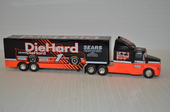 DieHard Racecar Hauler, Semi and Trailer Bank