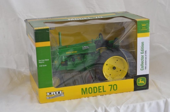 Ertl 1/16 scale John Deere Model 70 tractor