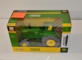 Ertl Prestige 1/16 scale 5010 diesel tractor