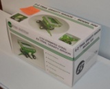 Spec-Cast E-Z trail 1/16 scale gravity wagon