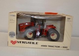 Ertl 1/32 scale Versatile 550 4WD tractor