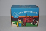 Toy Farmer Farmall MTA 1/16 toy tractor