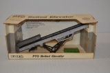 ERTL 1/32 scale PTO Belted Elevator