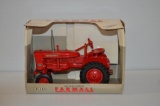 ERTL 1/16 scale International Farmall 140 Tractor