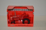 ERTL 1/16 scale McCormick Farmall 