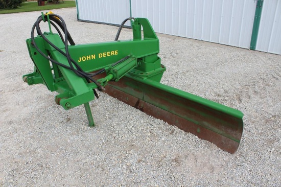 John Deere 155 10' 3-pt. blade