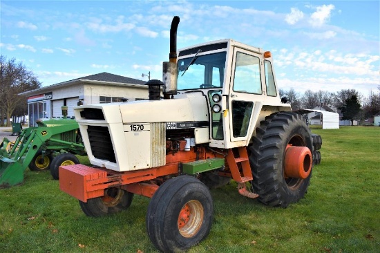 1977 Case 1570 2wd tractor