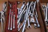 Flat of Snap-On tools to include 1/2 in. & 3/8 in. ratchets, combination wrenches and extensions