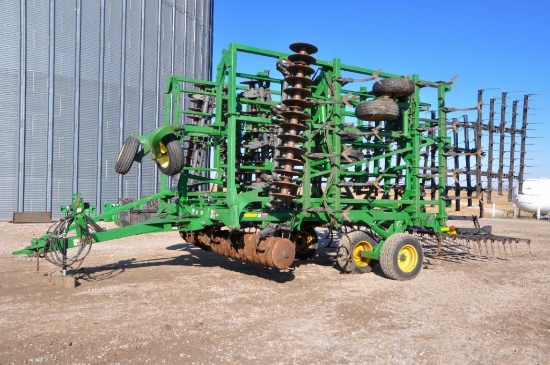 2008 John Deere 2310 45' soil finisher