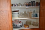 Large quantity of glassware getting glassware & contents only